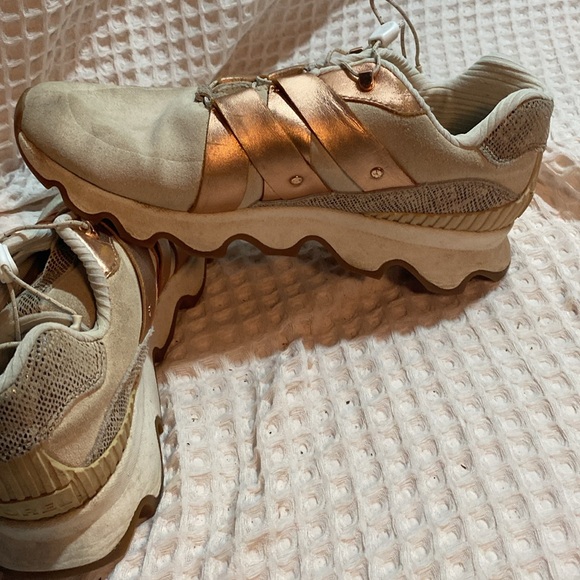 Sorel Kinetic Speed Sneaker Size 8.5 In Natural Sea Salt - Picture 8 of 15